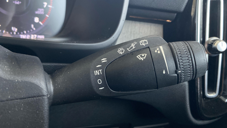 Volvo Xc40 1.5 T3 [163] Inscription Pro 5dr Geartronic Petrol Estate